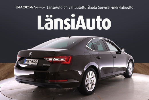Skoda Superb vaihtoauto