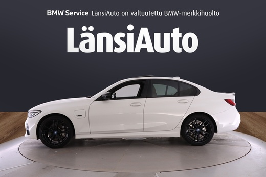 BMW 330 vaihtoauto