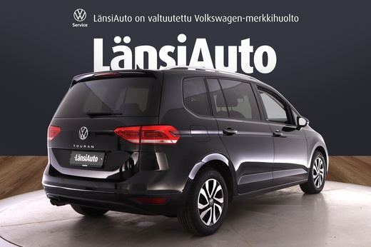 Volkswagen Touran vaihtoauto