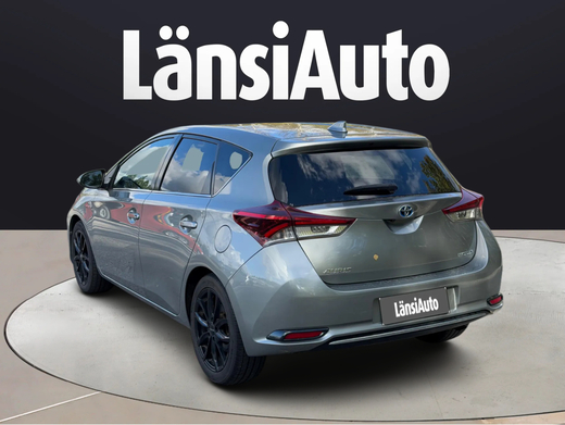 Toyota Auris vaihtoauto