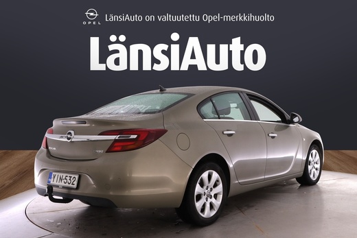 Opel Insignia vaihtoauto