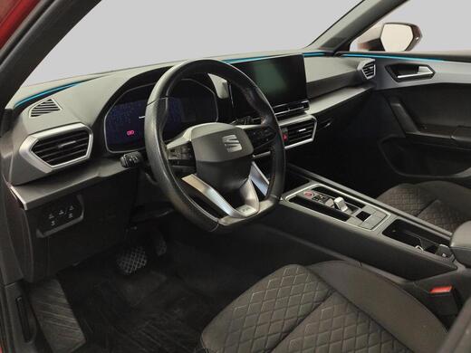 SEAT Leon Sportstourer vaihtoauto