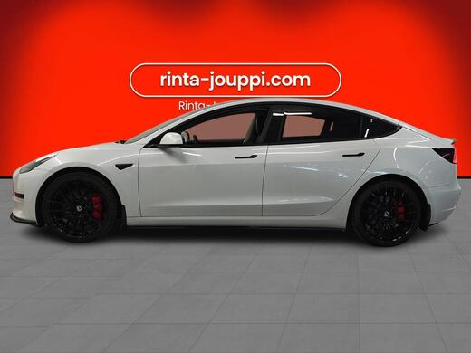 Tesla Model 3 vaihtoauto