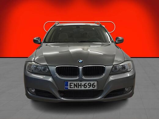 BMW 320 vaihtoauto