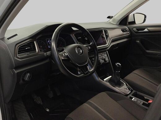 Volkswagen T-Roc vaihtoauto