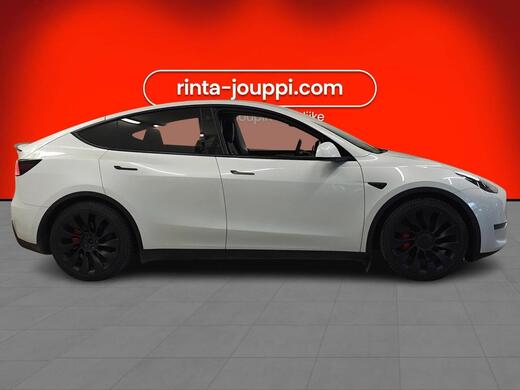 Tesla Model Y vaihtoauto