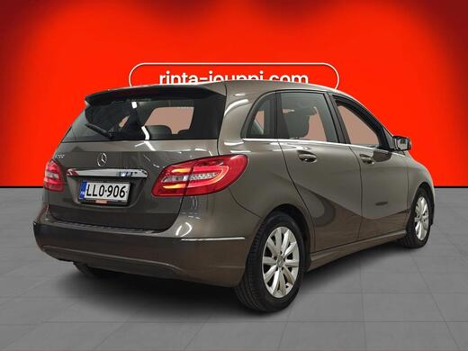 Mercedes-Benz B vaihtoauto