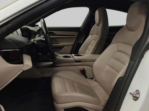 Porsche Taycan vaihtoauto