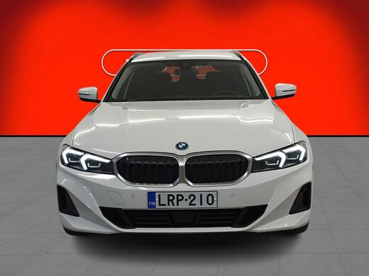 BMW 330 vaihtoauto