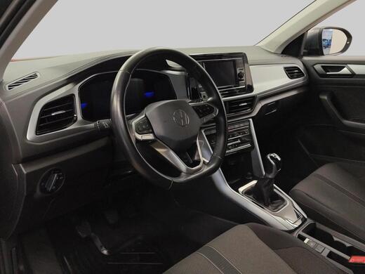 Volkswagen T-Roc vaihtoauto