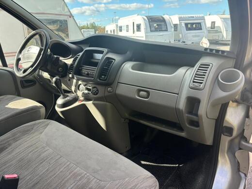Nissan Primastar vaihtoauto