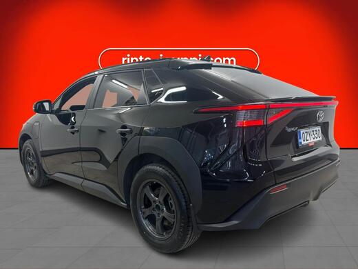 Toyota bZ4X vaihtoauto