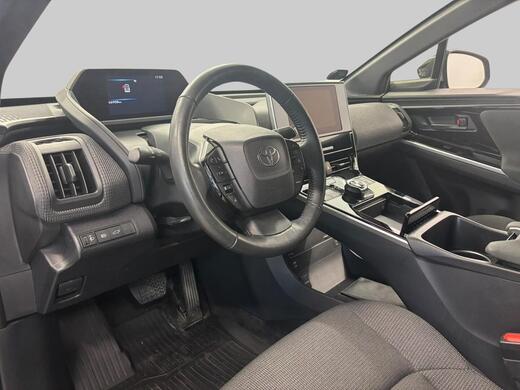 Toyota bZ4X vaihtoauto