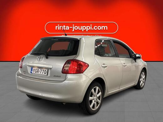 Toyota Auris vaihtoauto