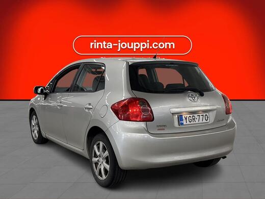 Toyota Auris vaihtoauto