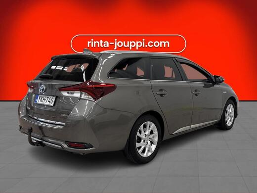 Toyota Auris vaihtoauto