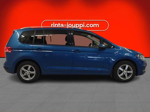 Volkswagen Touran vaihtoauto