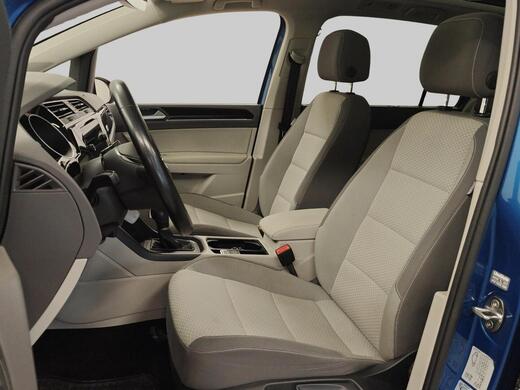 Volkswagen Touran vaihtoauto