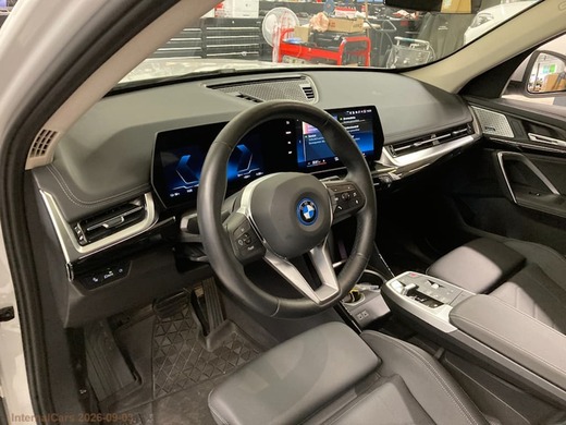 BMW iX1 vaihtoauto
