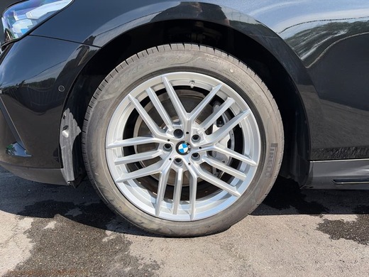 BMW i5 vaihtoauto