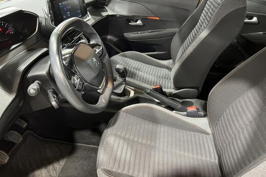 Peugeot 208 vaihtoauto
