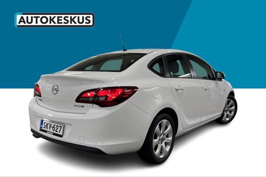 Opel Astra vaihtoauto