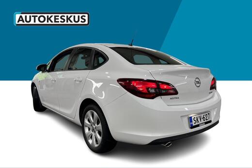 Opel Astra vaihtoauto