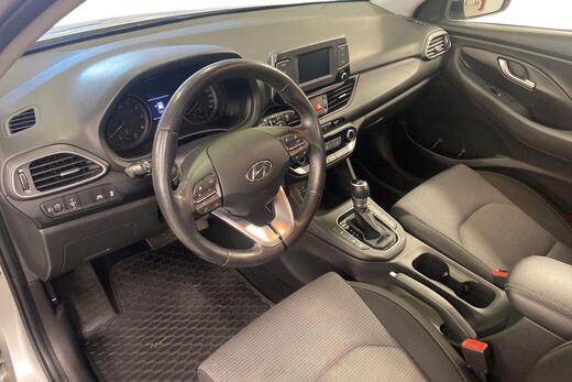 Hyundai i30 5d vaihtoauto