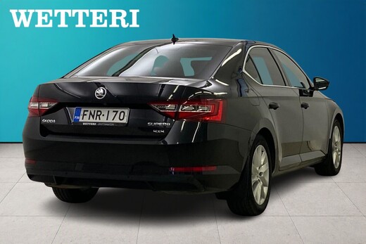 Skoda Superb vaihtoauto