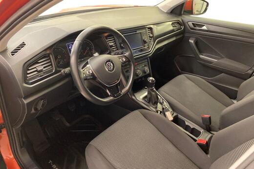 Volkswagen T-Roc vaihtoauto