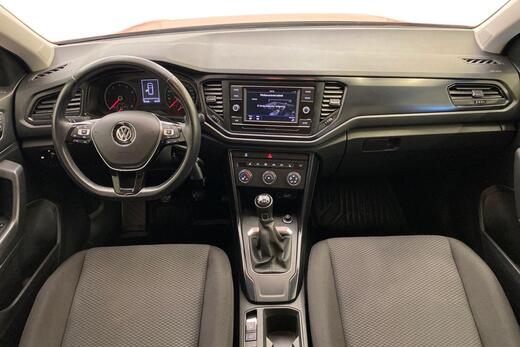 Volkswagen T-Roc vaihtoauto