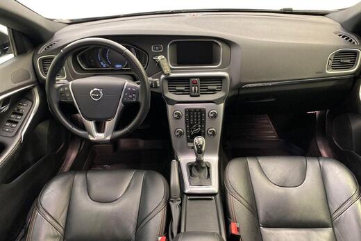 Volvo V40 Cross Country vaihtoauto