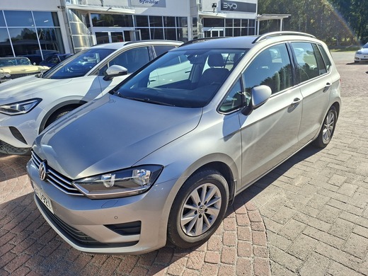 Volkswagen Golf Sportsvan vaihtoauto
