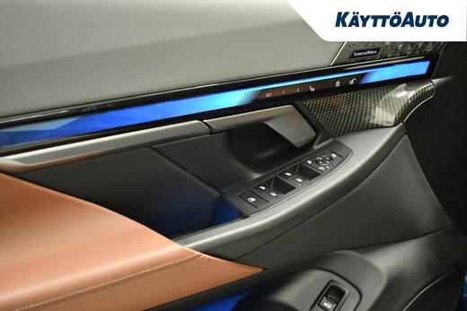 BMW i5 M60 vaihtoauto