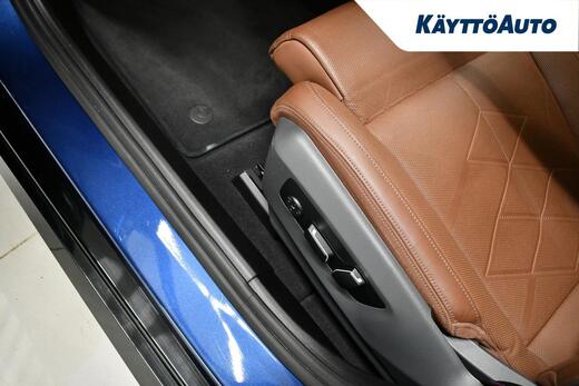 BMW i5 M60 vaihtoauto