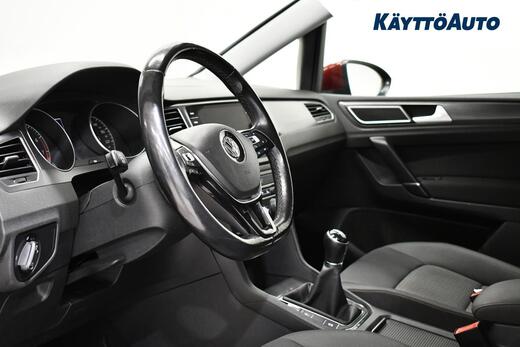 Volkswagen Golf Sportsvan vaihtoauto