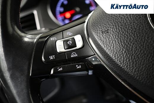 Volkswagen Golf Sportsvan vaihtoauto