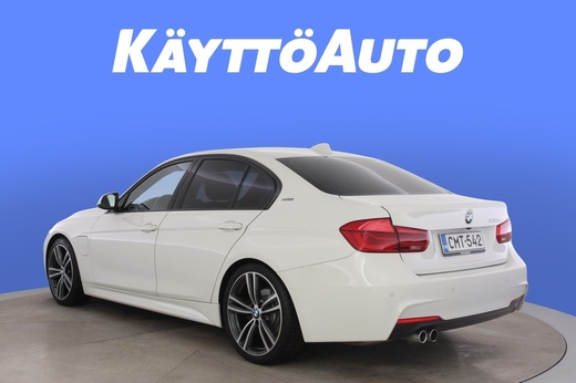 BMW 330 vaihtoauto