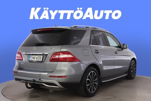 Mercedes-Benz ML vaihtoauto