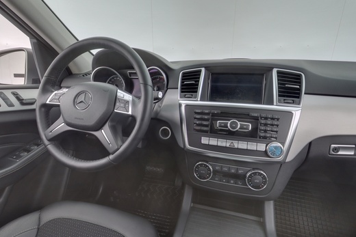 Mercedes-Benz ML vaihtoauto