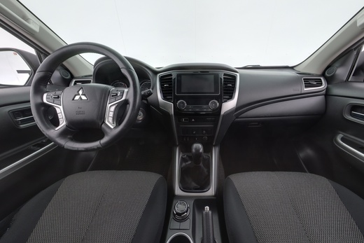 Mitsubishi L200 vaihtoauto