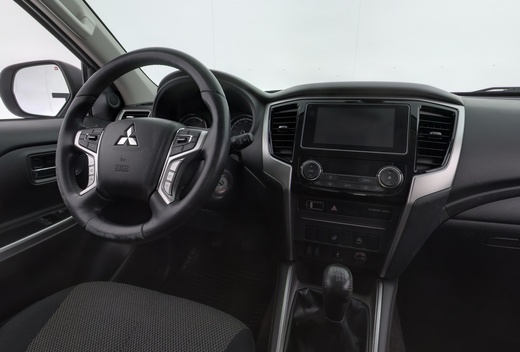Mitsubishi L200 vaihtoauto