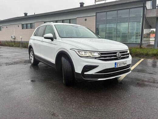 Volkswagen Tiguan vaihtoauto