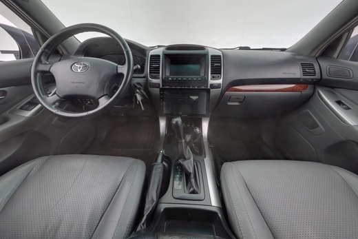 Toyota Land Cruiser vaihtoauto