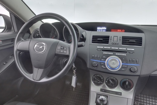 Mazda 3 vaihtoauto