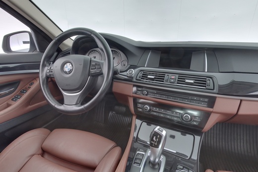 BMW 520 vaihtoauto