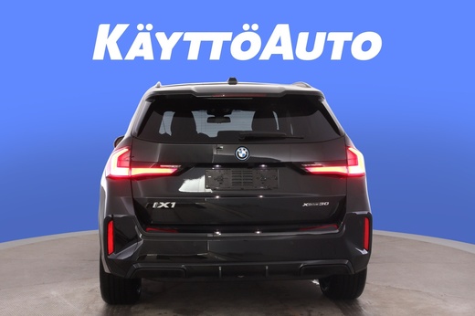 BMW iX1 vaihtoauto