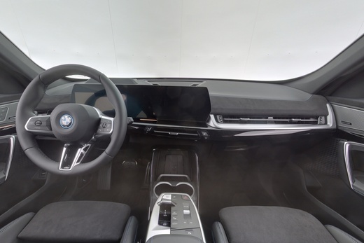 BMW iX1 vaihtoauto