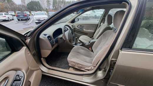 Nissan Maxima vaihtoauto