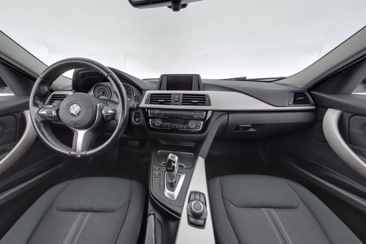BMW 318 vaihtoauto